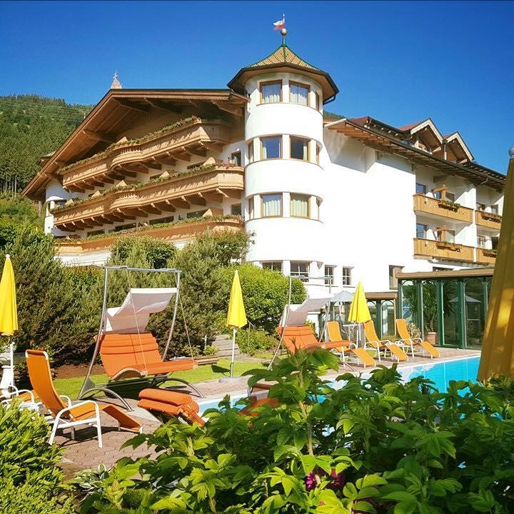 Hotel Magdalena Im Zillertal - Urlaub Mit Hund Ried im Zillertal Eksteriør bilde