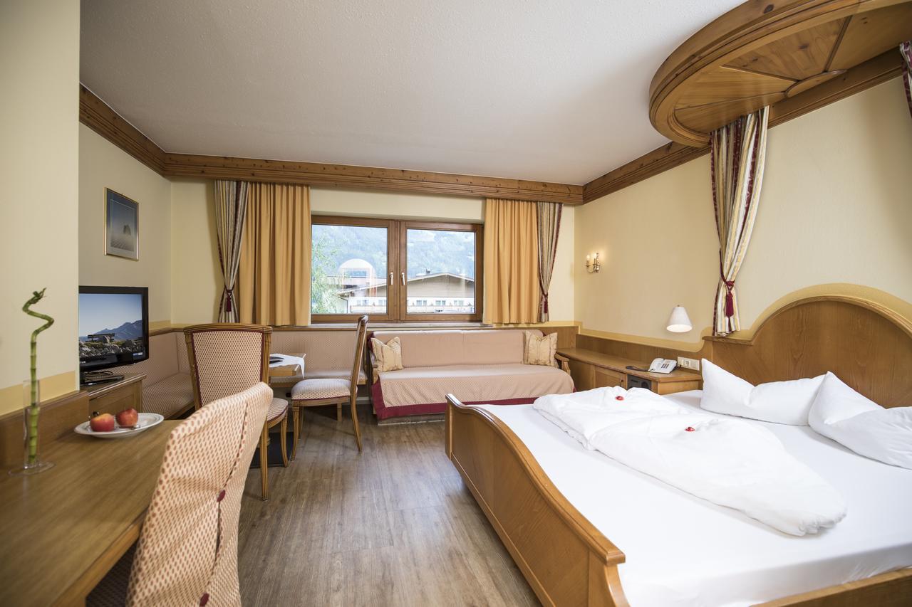 Hotel Magdalena Im Zillertal - Urlaub Mit Hund Ried im Zillertal Eksteriør bilde